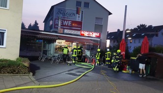 Feuerwehr Schwelm: FW-EN: Brennt Friteuse in einer Pizzeria, Prinzenstr.