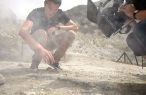 ProSieben: Island, 100 Kilometer westlich vom Eyjafjallajökull: Stefan Gödde steigt für "Galileo Spezial" ins Innere des Vulkans Thrihnukagigur (BILD)