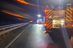 Kreisfeuerwehr Rotenburg (Wümme): FW-ROW: Mercedes SUV überschlägt sich - Feuerwehr im Dauereinsatz +++ Schwere Verkehrsunfälle auf der Hansalinie - Feuerwehr befreit eingeklemmte Person