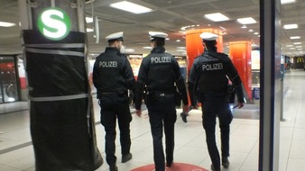 Bundespolizeidirektion München: Bundespolizeidirektion München: Schlägerei am Hauptbahnhof / Jugendgruppe geht auf Gleichaltrigen los
