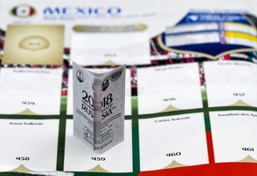 Panini 2018 FIFA World Cup RussiaTM - Gold Edition