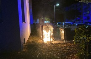 Polizei Mettmann: POL-ME: Mülltonnenbrand: Polizei ermittelt - 2508023