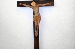 Kreispolizeibehörde Soest: POL-SO: Wickede - Woher stammt dieses Kreuz?