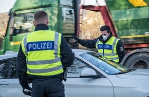 Bundespolizeidirektion München: Bundespolizeidirektion München: Mit falschen Papieren zum Familienbesuch/ Bundespolizei beschlagnahmt gefälschte Dokumente