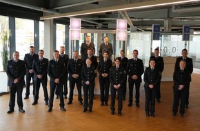 Bundespolizeiinspektion Kiel: BPOL-KI: Neues Personal für die Bundespolizeiinspektion Kiel - Vereidigung am Kreuzfahrtterminal/Kiel