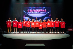 Jahreskongresss der clever fit Franchise-Fitnesskette: #One Community - in der Gemeinschaft sind wir stark