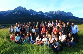 pro.media kommunikation gmbh: TV-Staraufgebot beim 6. Internationalen Wettergipfel am Wilden Kaiser - BILD