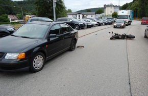 Polizeidirektion Pirmasens: POL-PDPS: Motorradfahrer verunglückt schwer