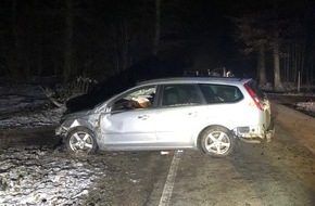 Polizeidirektion Landau: POL-PDLD: Freckenfeld - Verkehrsunfall mit einer leicht verletzten Person, aber zwei Betrunkenen