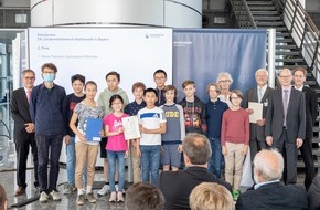 NÜRNBERGER Versicherung: Sprungbrett in den Mathe-Olymp: der Landeswettbewerb Mathematik in Bayern