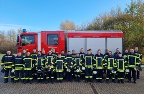 Freiwillige Feuerwehr Werne: FW-WRN: Ausbildungsverbund der Freiwilligen Feuerwehr Selm und Werne fördert 9 neue Truppmänner und Truppfrauen zu Tage