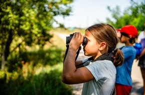 Heinz Sielmann Stiftung: PM Auf einen Spaziergang mit dem Vogelexperten: Neue digitale Trails in Sielmanns Naturlandschaft Döberitzer Heide