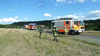 Feuerwehr Heiligenhaus: FW-Heiligenhaus: Nachbarschaftshilfe in Wülfrath (Meldung 20/2017)