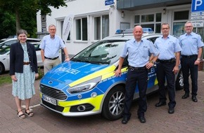 Polizei Gütersloh: POL-GT: Seit April im Einsatz - POK Hoppe vervollständigt das Trio des Bezirksdienstes Harsewinkel