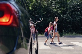 ADAC Hessen-Thüringen e.V.: Sicher in die Schule: Klappt das in Thüringen? / ADAC Umfrage: Eltern sorgen sich um Rücksichtslosigkeit anderer Verkehrsteilnehmer
