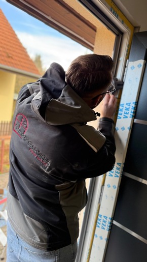 Vom T&uuml;rentausch bis zum Gro&szlig;projekt: Die Fenster-Welten-GmbH begleitet zwei aktuelle Bauvorhaben in der Region