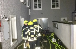 Feuerwehr Olpe: FW-OE: Aufwendiger Brand in historischem Gebäude in der Olper Innenstadt