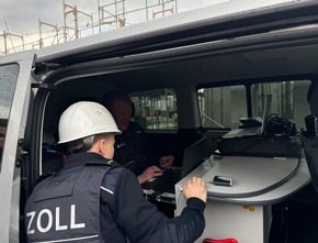 HZA-MS: Zoll pr&uuml;ft Baubranche im M&uuml;nsterland Bundesweiter Aktionstag / Hauptzollamt M&uuml;nster pr&uuml;ft Objekte in Bocholt, M&uuml;nster und Stadtlohn / Z&ouml;llner sto&szlig;en vor Ort auf 18 illegal besch&auml;ftigte Personen