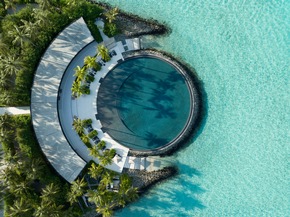 Weihnachten und Neujahr im Zeichen des Wassers im The Ritz-Carlton Maldives, Fari Islands