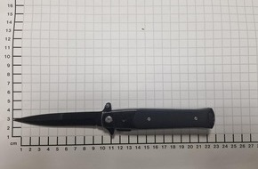 Bundespolizeidirektion Sankt Augustin: BPOL NRW: Bundespolizei stellt Einhandmesser bei 17-Jährigen sicher