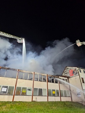 KFV Sigmaringen: 17.06.2026 Brand Industriegebäude in Neufra