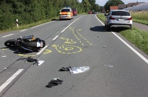 Polizei Coesfeld: POL-COE: Verkehrsunfall mit schwerverletzten Kradfahrer
Rosendahl,  B474 / Zufahrt Höven 121-125
Mo., 25.06.2018, 16.50 Uhr
