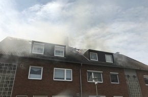 Feuerwehr Bottrop: FW-BOT: Dachstuhlbrand