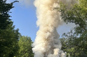 Polizeiinspektion Hildesheim: POL-HI: Geb&auml;udebrand am Bad Salzdetfurther Golfplatz