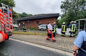 Feuerwehr Essen: FW-E: Verkehrsunfall in Steele - eine Person tot