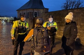 Polizei Paderborn: POL-PB: Beleuchtungskontrollen an Schulen