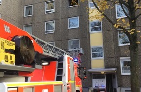 Feuerwehr und Rettungsdienst Bonn: FW-BN: Feuer in einem Mehrfamilienhaus in Bonn-Auerberg
