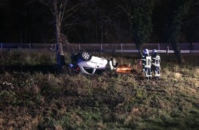 Feuerwehr Mülheim an der Ruhr: FW-MH: PKW überschlug sich auf Autobahn - Fahrer leicht verletzt.