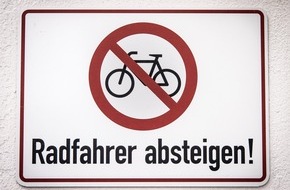 CosmosDirekt: Straßenverkehrsregeln: Was Radfahrer beachten müssen