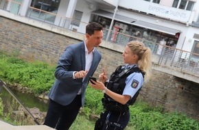 Kreispolizeibehörde Siegen-Wittgenstein: POL-SI: "Polizei-App" spart Zeit und Ressourcen - Nützlicher digitaler Helfer für den Polizeidienst -#polsiwi