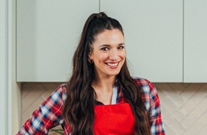 SWR - S&uuml;dwestrundfunk: Sally &Ouml;zcan tritt auf Social Media f&uuml;r andere Frauen ein