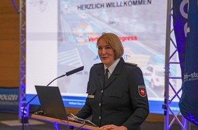 Polizeiakademie Niedersachsen: POL-AK NI: Verkehrskongress "Automotive IT" / Polizeiakademie Niedersachsen veranstaltet bundesweites Experten-Forum zu Fragen der Verkehrssicherheitsarbeit