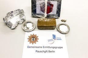 Zollfahndungsamt Berlin-Brandenburg: ZOLL-BB: Drogenschmuggel im großem Stil aufgeflogen

Zoll und Polizei stellen große Mengen Drogen sicher, zwei Tatverdächtige wurden verhaftet