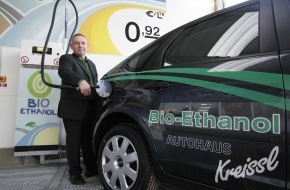 Ford-Werke GmbH: Erste öffentliche Bio-Ethanol-Tankstelle Deutschlands in Bad Homburg eröffnet / Ford-Autohaus Kreissl leistet Pionierarbeit - Investitionssumme: 30.000 Euro