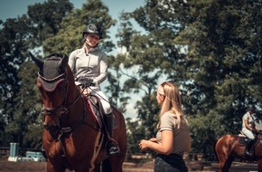 Vanessa Klett Coaching LLC: Instagram und Reitsport: Der Druck zur Perfektion – wie sehr Social Media die Leistung beim Reiten beeinflusst