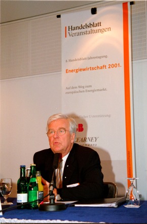 8. Handelsblatt Jahrestagung Energiewirtschaft 2001 in Berlin / Teil 1 von Teil 2