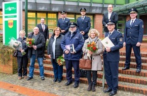 Kreispolizeibehörde Borken: POL-BOR: Drei Bocholter Polizeibeamte verabschiedet