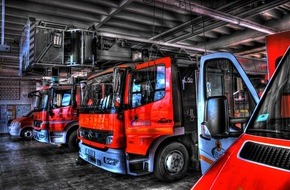 Feuerwehr Mönchengladbach: FW-MG: Containerbrand