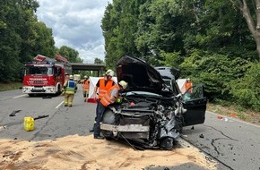 Feuerwehr Weinheim: FW Weinheim: Feuerwehr Weinheim im Aufwendiger Feuerwehreinsatz mit technischer Rettung auf der Westtangente