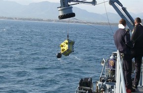 Presse- und Informationszentrum Marine: Deutsche Marine - Pressemeldung: Deutsches Minensuchboot "Bad Bevensen" findet im Mittelmeer drei Weltkriegsminen