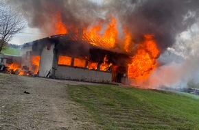 Feuerwehr Stolberg: FW-Stolberg: Brand eines Bauernhofes