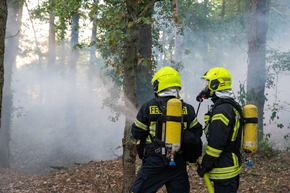 FW Flotwedel: Brennende Jagdhütte in Offensen - Löschzug Wienhausen probt den Ernstfall