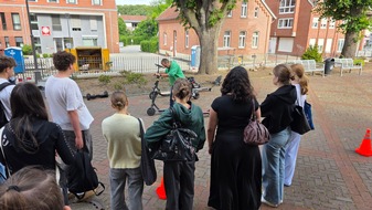 POL-EL: Meppen - Helmtag ein voller Erfolg (Fotos)
