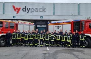 Feuerwehr Wenden: FW Wenden: Modul 3 der Grundausbildung: 22 Teilnehmerinnen und Teilnehmer wurden ausgebildet.