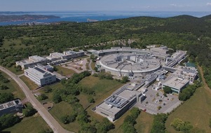 Albert-Ludwigs-Universität Freiburg: Forschenden gelingt Kontrolle von Quantenzuständen in einem neuen Energiebereich