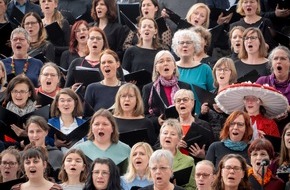 MDR Mitteldeutscher Rundfunk: Im Jahr der Stimme: MDR Klassik startet neue Mitsingaktion zusammen mit Theatern der Region – Auftakt in Erfurt